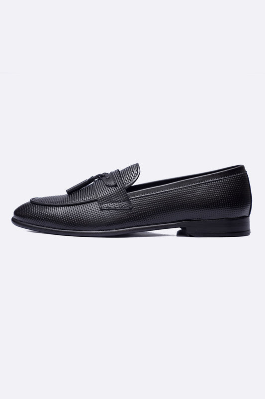 1811 BKC Black Moccasin